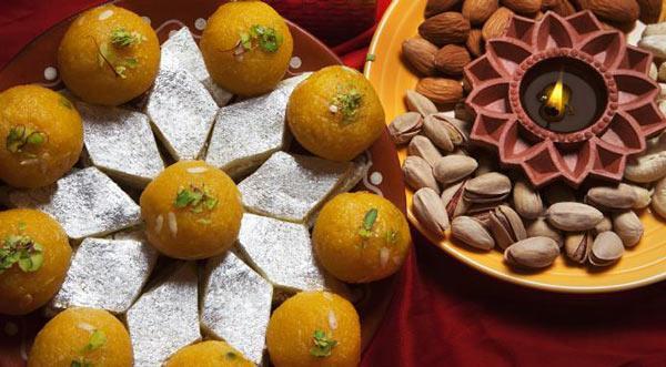 حواستان به تغذیه در ایام عید نوروز باشد + نکات مهم حواستان به تغذیه در ایام عید نوروز باشد + نکات مهم