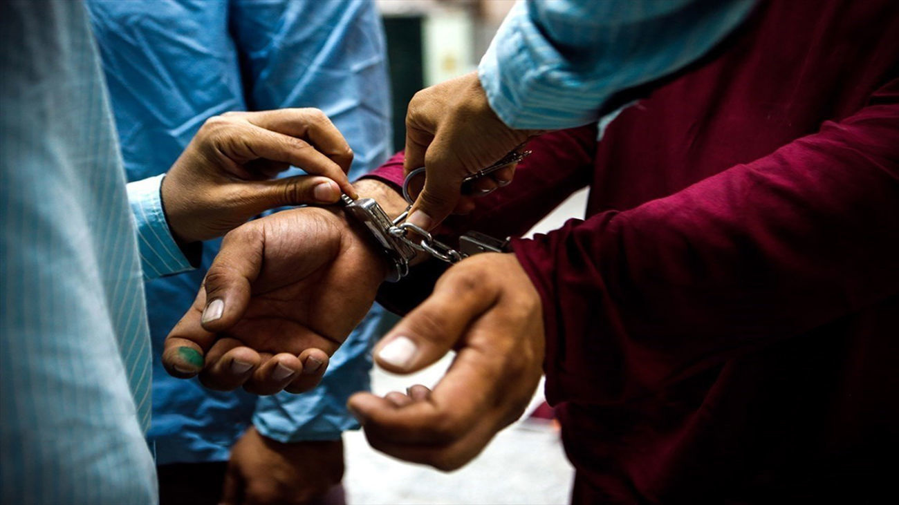 کلاهبرداری از ۴۱۷ نفر توسط یک خانواده قمی کلاهبرداری از ۴۱۷ نفر توسط یک خانواده قمی