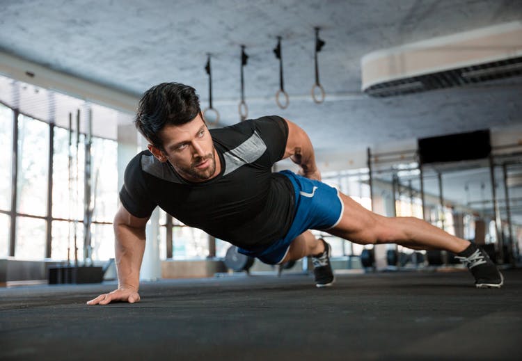 موقع ورزش کردن چی بخوریم؟ موقع ورزش کردن چی بخوریم؟
