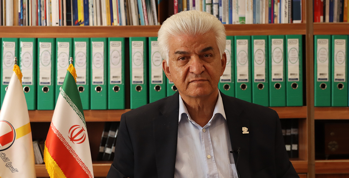 نمی گوییم با آمریکا رفیق شوید، اما از مبادلات تجاری با آنها بهرهمند شوید / اوباما و ترامپ زورشان نرسید به خودروسازی ایران ضربه بزنند، اما داخلی ها بلدند! نمی گوییم با آمریکا رفیق شوید، اما از مبادلات تجاری با آنها بهرهمند شوید / اوباما و ترامپ زورشان نرسید به خودروسازی ایران ضربه بزنند، اما داخلی ها بلدند!