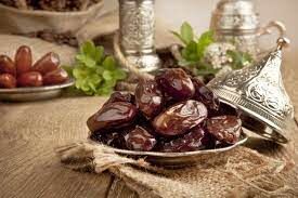 خرما رو با چی بخوریم تا جون بگیریم؟ + لیست قیمت انواع خرما خرما رو با چی بخوریم تا جون بگیریم؟ + لیست قیمت انواع خرما