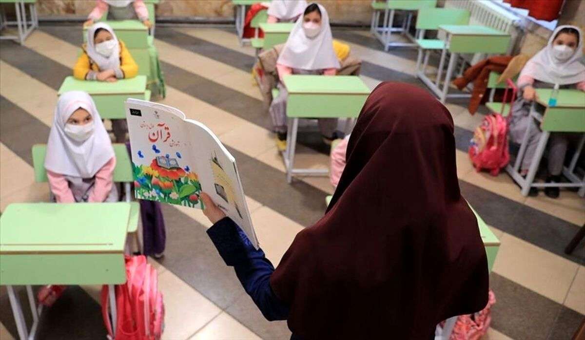 خبر خوب برای معلمان / با ۲۵ ساعت کار حقوق کامل بگیرید خبر خوب برای معلمان / با ۲۵ ساعت کار حقوق کامل بگیرید