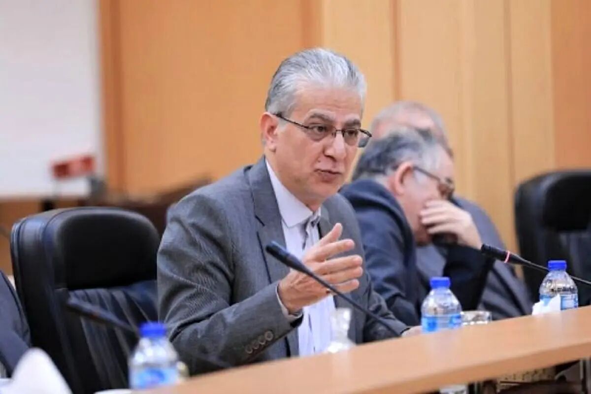 تخفیف کارمزد معاملات انگیزه سفتهبازی را افزایش میدهد/نگاه دستوری جدید به بازار بازگشت؟ تخفیف کارمزد معاملات انگیزه سفتهبازی را افزایش میدهد/نگاه دستوری جدید به بازار بازگشت؟