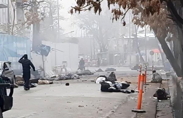 ویدیویی از انفجار هولناک خودرو در پایتخت افغانستان با ۱۶ کشته و زخمی ویدیویی از انفجار هولناک خودرو در پایتخت افغانستان با ۱۶ کشته و زخمی