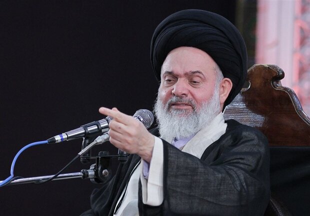 امام جمعه قم: قهر با صندوق رای مشکلی را حل نمیکند امام جمعه قم: قهر با صندوق رای مشکلی را حل نمیکند