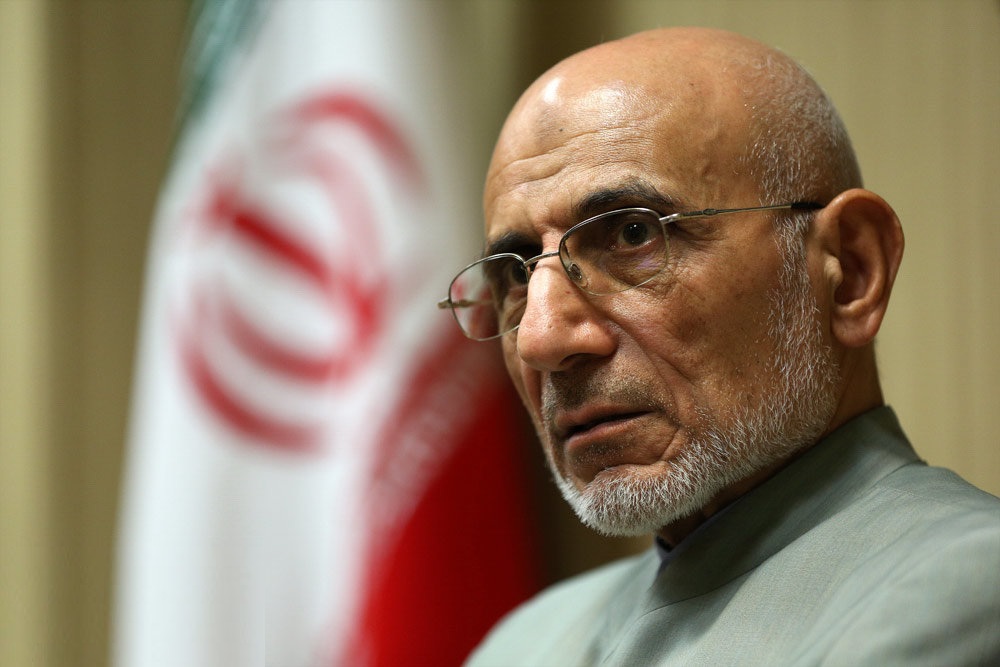 انتقاد جدی به واردات خودروهای دست دوم/ ایران متولی نوسازی ناوگان فرسوده کشورهای منطقه شد! انتقاد جدی به واردات خودروهای دست دوم/ ایران متولی نوسازی ناوگان فرسوده کشورهای منطقه شد!