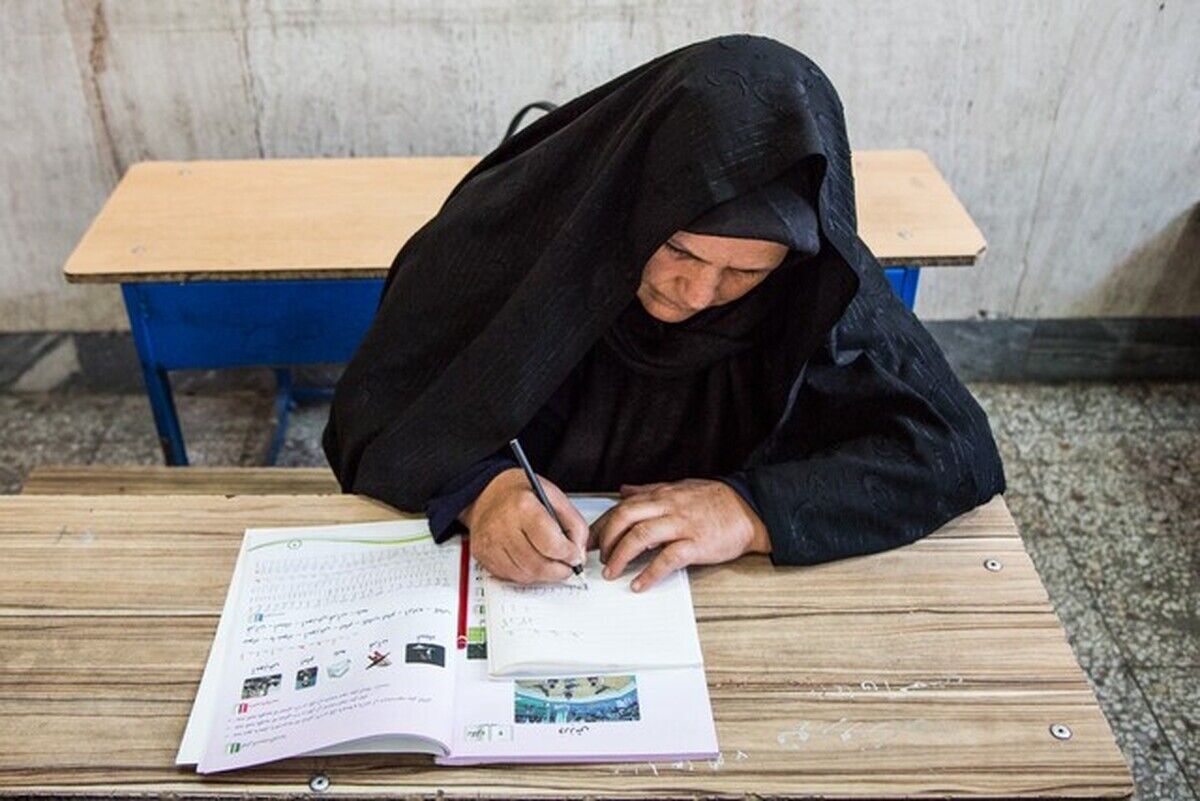 هفت و نیم میلیون بیسواد مطلق در کشور داریم! هفت و نیم میلیون بیسواد مطلق در کشور داریم!