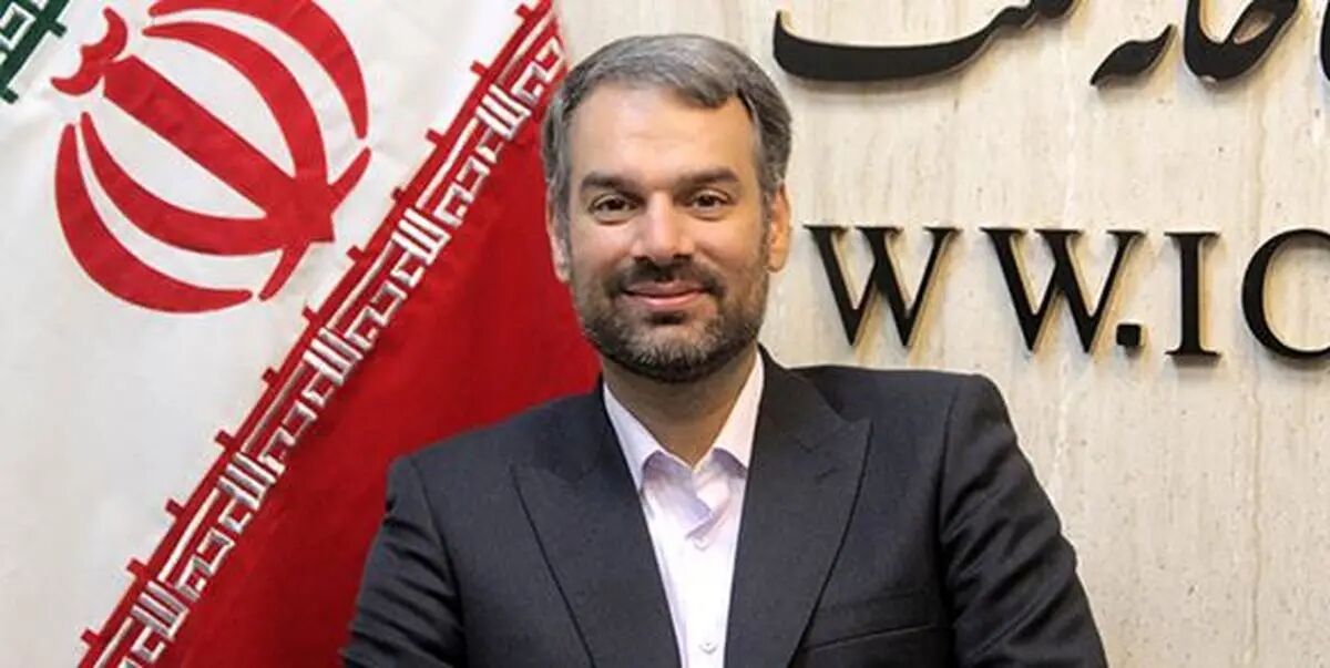 نماینده مجلس: رییسجمهور اینترنت را برای افراد ضعیف رایگان نکرد؛ حذف کرد نماینده مجلس: رییسجمهور اینترنت را برای افراد ضعیف رایگان نکرد؛ حذف کرد