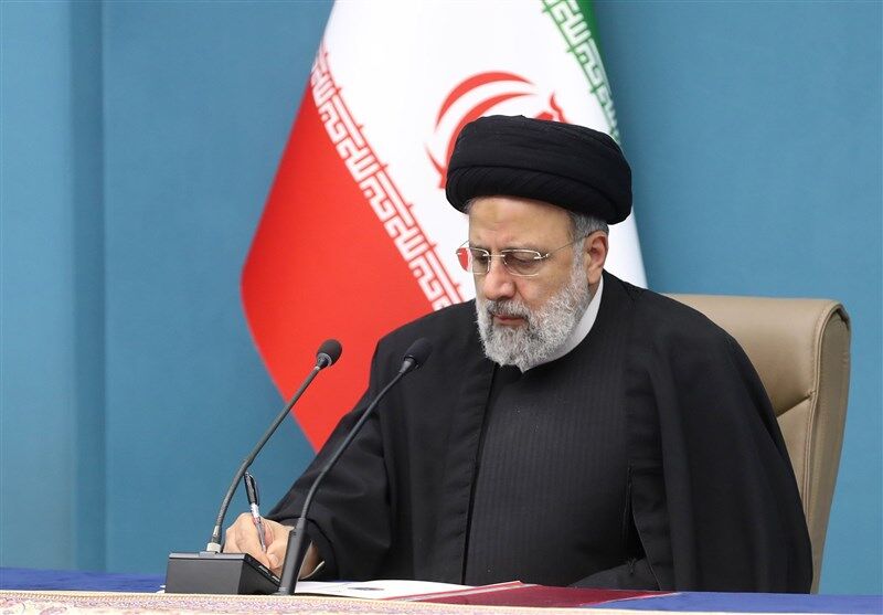 رییسی به بانک مرکزی رفت رییسی به بانک مرکزی رفت