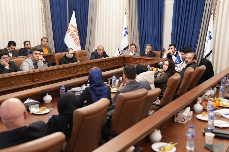 پس از ابلاغ دستورالعمل تسهیلاتیاری؛ بانک مرکزی به لندتکیها قول همکاری داد پس از ابلاغ دستورالعمل تسهیلاتیاری؛ بانک مرکزی به لندتکیها قول همکاری داد