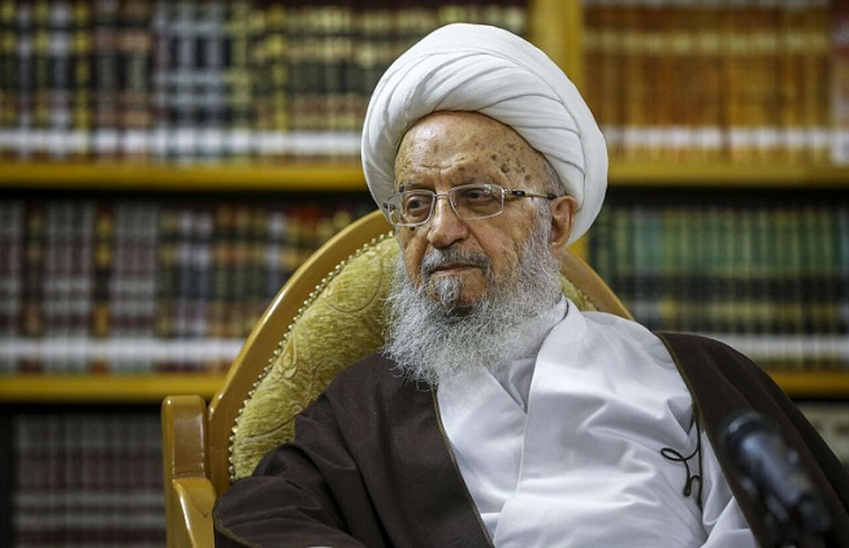 قبل از انقلاب نظر آیتالله مکارم شیرازی درباره حجاب زنان چه بود؟ قبل از انقلاب نظر آیتالله مکارم شیرازی درباره حجاب زنان چه بود؟