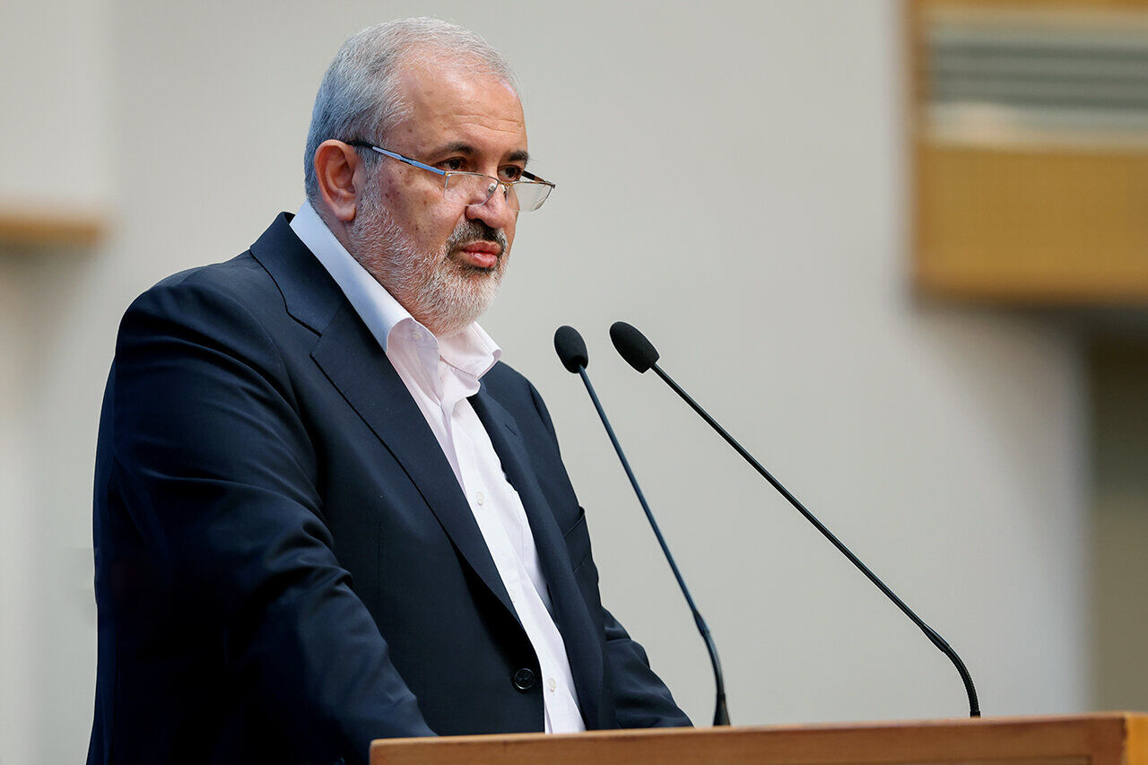 خودروسازان تولید خودروهای خودران را آغاز کنند خودروسازان تولید خودروهای خودران را آغاز کنند