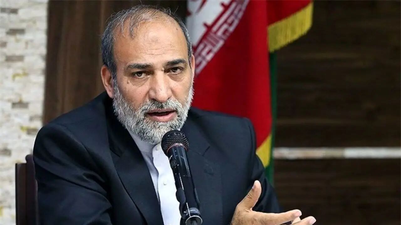 معاون زاکانی: چینیها را آوردیم در تهران خانه بسازند چون خودمان تکنولوژی صنعتیسازی مسکن را نداریم معاون زاکانی: چینیها را آوردیم در تهران خانه بسازند چون خودمان تکنولوژی صنعتیسازی مسکن را نداریم