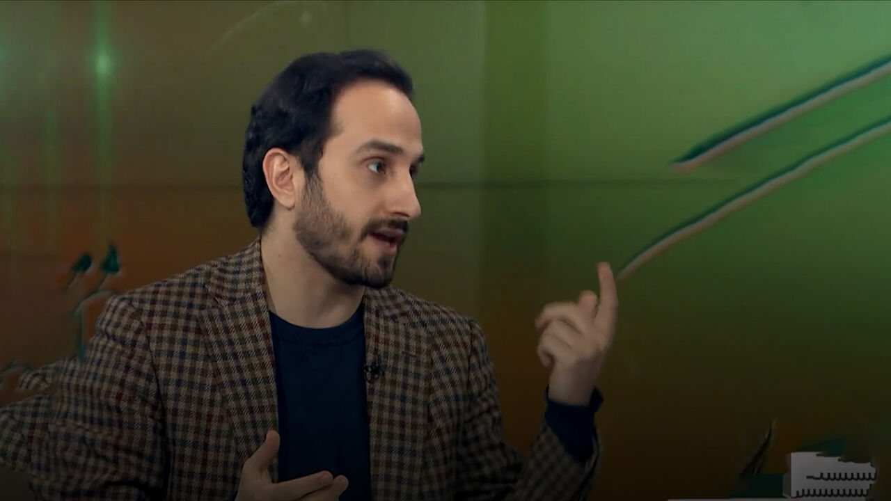 الحسینی: اگر سیاست تثبیت جواب بود، چرا در این ۵۰ سال نشد؟ الحسینی: اگر سیاست تثبیت جواب بود، چرا در این ۵۰ سال نشد؟