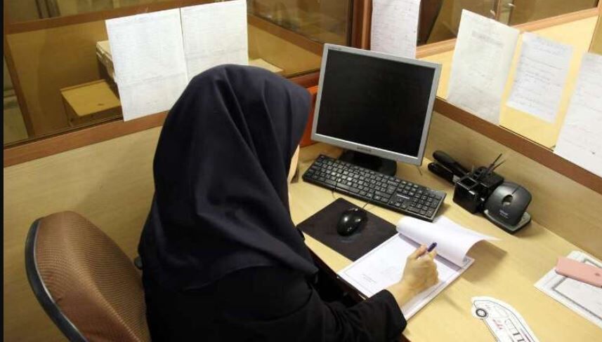 خبر خوش برای کارمندان / منتظر پرداخت فوقالعاده خاص باشید خبر خوش برای کارمندان / منتظر پرداخت فوقالعاده خاص باشید