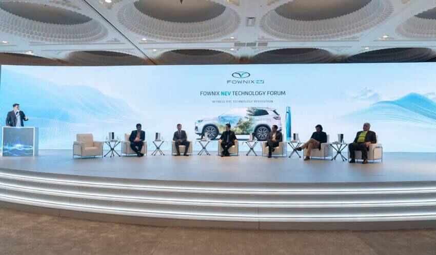 گذر از بنزینی‌ها به خودروهای انرژی نو در نشست فونیکس NEV
