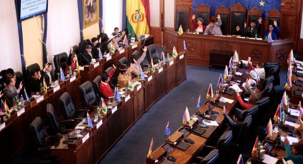 نمایندگان زن در مجلس به جان هم افتادند! + فیلم