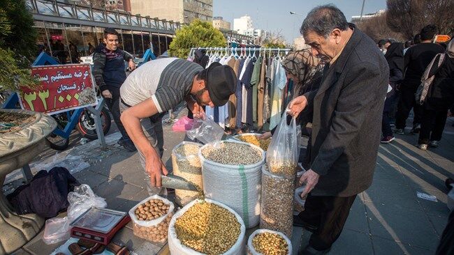 دستفروشی شغل رسمی شد دستفروشی شغل رسمی شد
