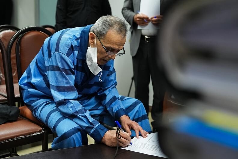 محکومیت ۲.۴۷۸ میلیارد دلاری گروهک تروریستی تندر محکومیت ۲.۴۷۸ میلیارد دلاری گروهک تروریستی تندر
