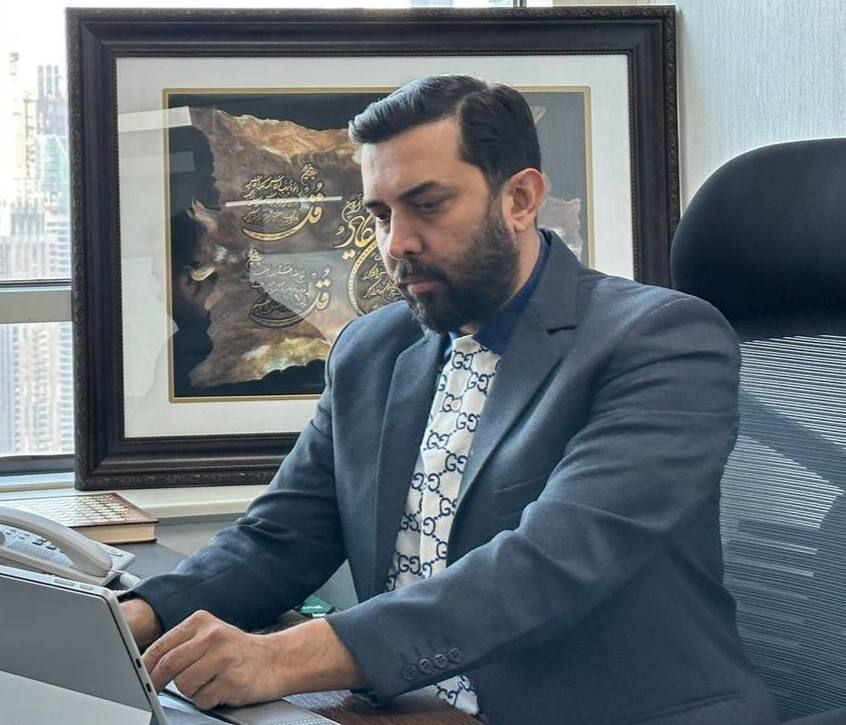 ۵٠٠ میلیون دلار بنزین صادراتی برای پرداخت بدهی ابرمفسد اقتصادی ۵٠٠ میلیون دلار بنزین صادراتی برای پرداخت بدهی ابرمفسد اقتصادی