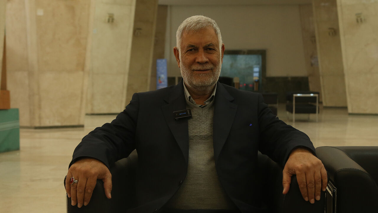 اگر دولت در مورد اقتصاد فکری نکند، مجلس از ابزارهای قانونی استفاده می‌کند