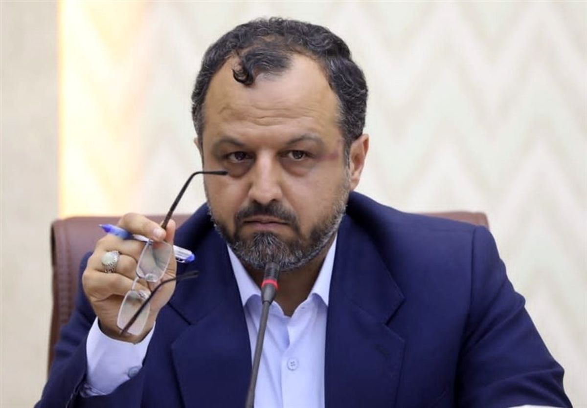 خاندوزی: تمرکزمان کنترل نوسانات بازار ارز است خاندوزی: تمرکزمان کنترل نوسانات بازار ارز است