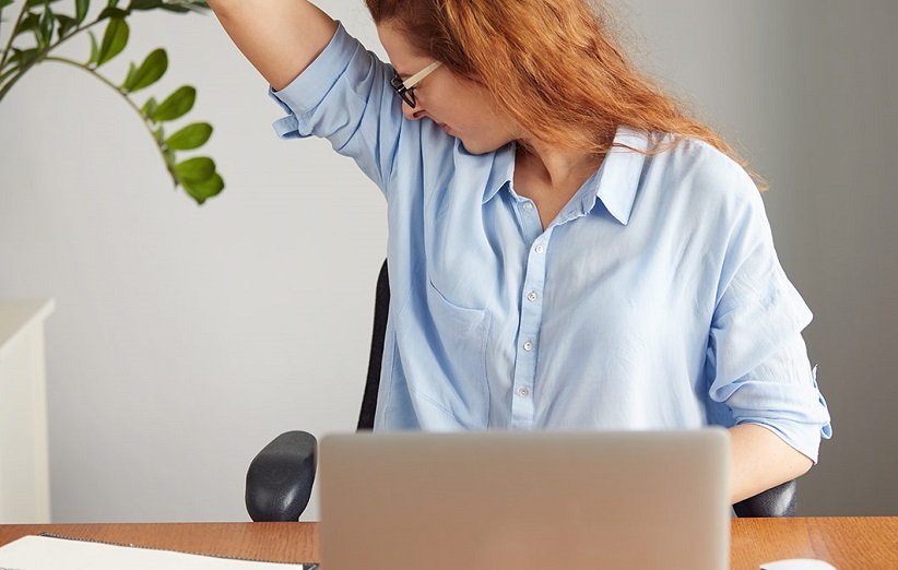 بوی بد بدن را با این روش های طبیعی از بین ببرید بوی بد بدن را با این روش های طبیعی از بین ببرید