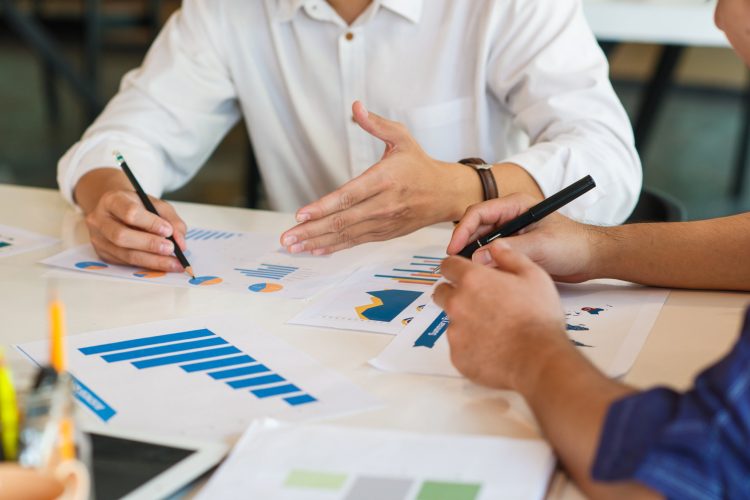 معیارها چیستند؟ بررسی چند نمونه از آن ها معیارها چیستند؟ بررسی چند نمونه از آن ها