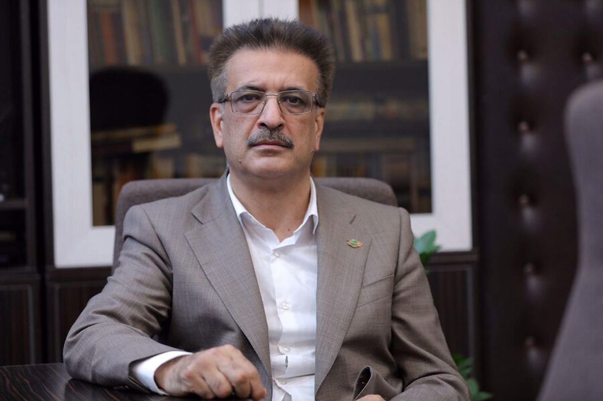 فرش قرمز نمایشگاه صنعت مالی، پیش روی فرهنگسازی فرش قرمز نمایشگاه صنعت مالی، پیش روی فرهنگسازی