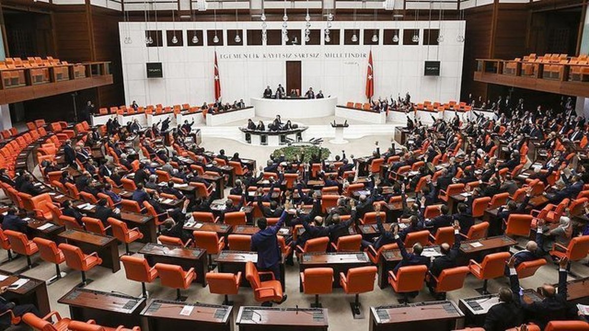 ائتلاف اردوغان پیروز انتخابات پارلمان ترکیه شد ائتلاف اردوغان پیروز انتخابات پارلمان ترکیه شد