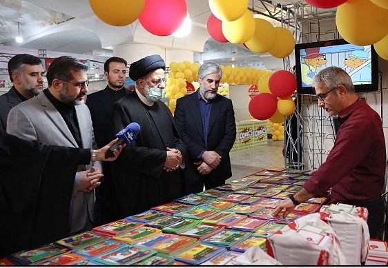 رییس جمهور صبح امروز از نمایشگاه کتاب بازدید کرد رییس جمهور صبح امروز از نمایشگاه کتاب بازدید کرد