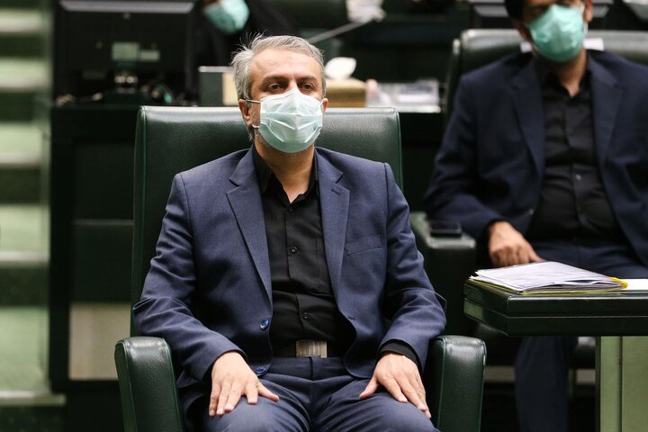 از خودگذشتگی های دولت برای حفظ فاطمی امین جواب خواهد داد؟! از خودگذشتگی های دولت برای حفظ فاطمی امین جواب خواهد داد؟!