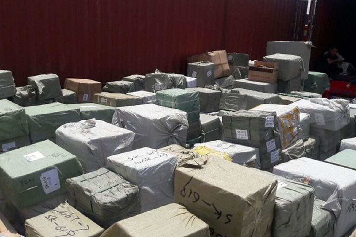 کشف ۳۰ میلیاردی کالای قاچاق از یک خانه اجاره ای! کشف ۳۰ میلیاردی کالای قاچاق از یک خانه اجاره ای!