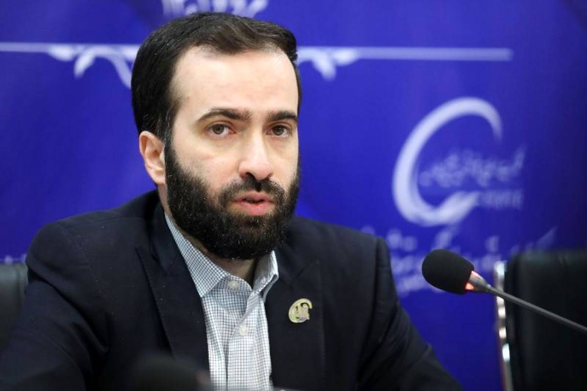 خوراک گاز ارزان به متانولسازان یعنی جایزه رانت به کشورهای دیگر! / با این کارها منافع ملی آسیب میبیند خوراک گاز ارزان به متانولسازان یعنی جایزه رانت به کشورهای دیگر! / با این کارها منافع ملی آسیب میبیند