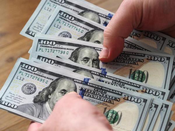 مداخله فعال برای تثبیت ارز یا چوب حراج به داراییهای کشور؟ مداخله فعال برای تثبیت ارز یا چوب حراج به داراییهای کشور؟