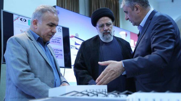 رییسی: موفقیت صنعت هستهای با وجود تحریمها الگویی برای دیگر صنایع است رییسی: موفقیت صنعت هستهای با وجود تحریمها الگویی برای دیگر صنایع است