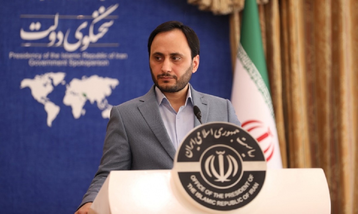 مخالفت دولت با حذف نرخ تسعیر ارز / بهادری جهرمی: نرخ بانک مرکزی تغییر نمی کند مخالفت دولت با حذف نرخ تسعیر ارز / بهادری جهرمی: نرخ بانک مرکزی تغییر نمی کند