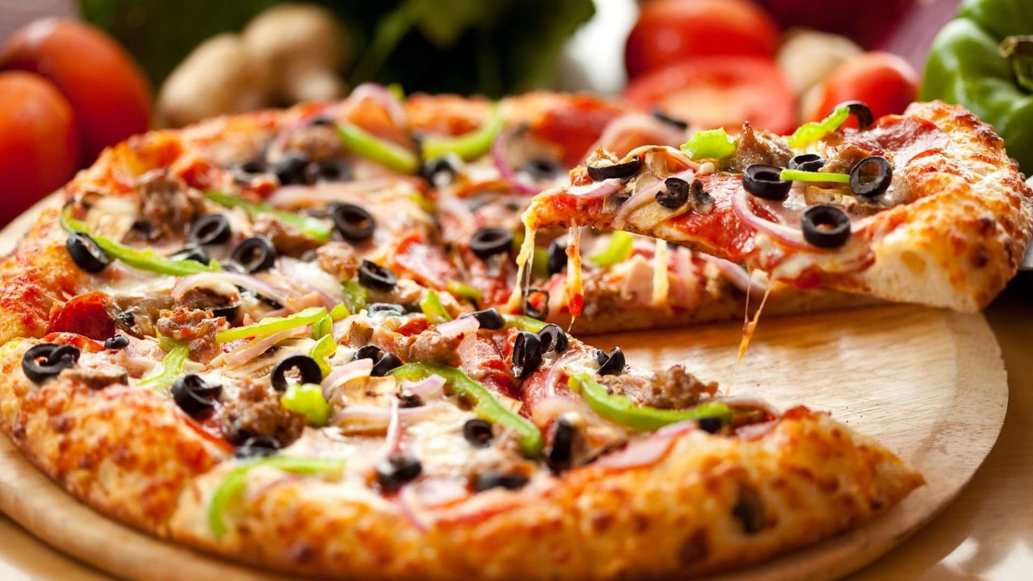 اولین بار چه کسانی پیتزا خوردند؟ اولین بار چه کسانی پیتزا خوردند؟