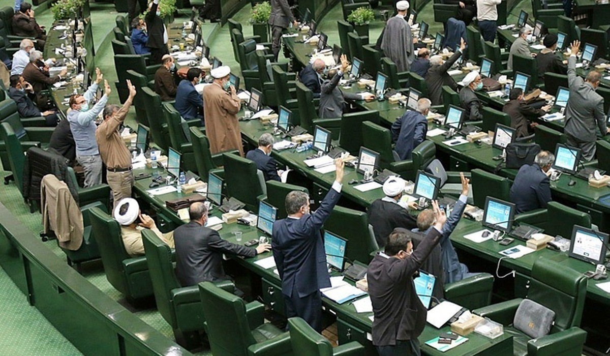 موافقت نمایندگان فراکسیون انقلاب اسلامی با صحرایی موافقت نمایندگان فراکسیون انقلاب اسلامی با صحرایی