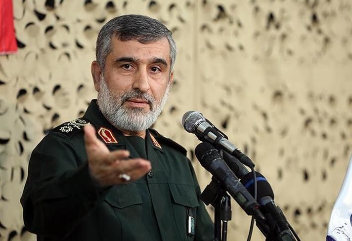 سردار حاجی زاده: هر فروند موشک خرمشهر میتواند ۸۰ هدف را منهدم کند سردار حاجی زاده: هر فروند موشک خرمشهر میتواند ۸۰ هدف را منهدم کند