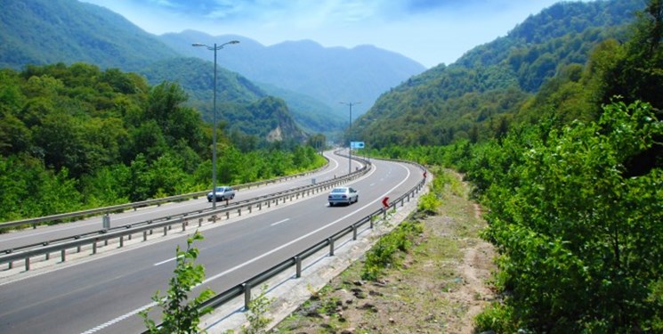 مسیر جدید آزادراه تهران شمال به روی مسافران باز شد مسیر جدید آزادراه تهران شمال به روی مسافران باز شد