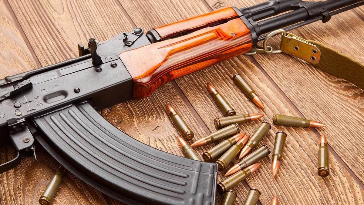 طالبان یک فرمانده را تیرباران کرد طالبان یک فرمانده را تیرباران کرد