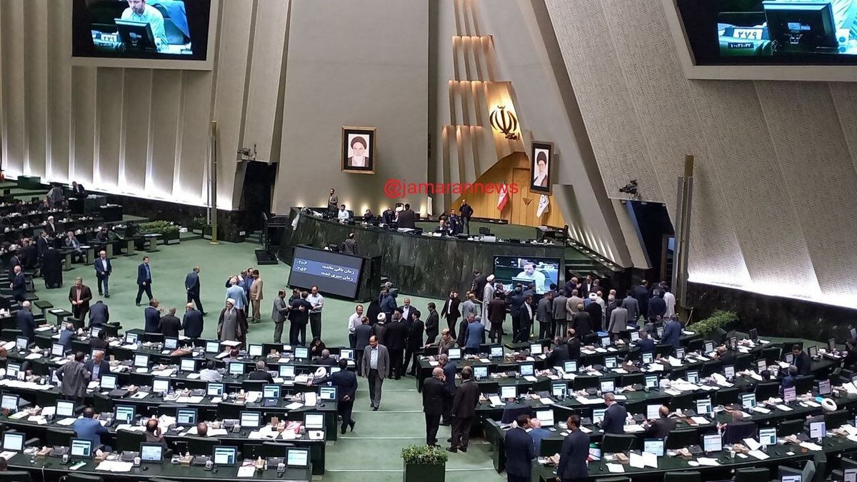 خبر خوب برای کارگران / موافقت مجلس با اصلاح قانون بیمه کارگران ساختمانی خبر خوب برای کارگران / موافقت مجلس با اصلاح قانون بیمه کارگران ساختمانی