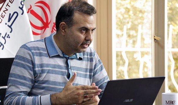 قیمت مرغ ۹۰ تا ۱۰۰هزار تومان است، اثر دلار ۲۸۵۰۰ کو؟ قیمت مرغ ۹۰ تا ۱۰۰هزار تومان است، اثر دلار ۲۸۵۰۰ کو؟