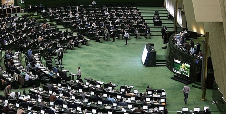 پاسخ جالب نماینده مجلس درباره فروش نفت و برگشت پول آن به کشور پاسخ جالب نماینده مجلس درباره فروش نفت و برگشت پول آن به کشور
