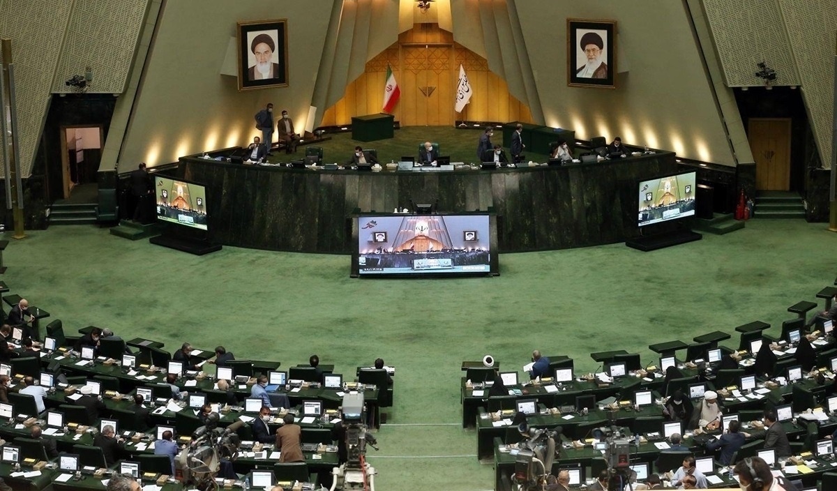 ثبتنام اولیه داوطلبان انتخابات مجلس آغاز شد ثبتنام اولیه داوطلبان انتخابات مجلس آغاز شد