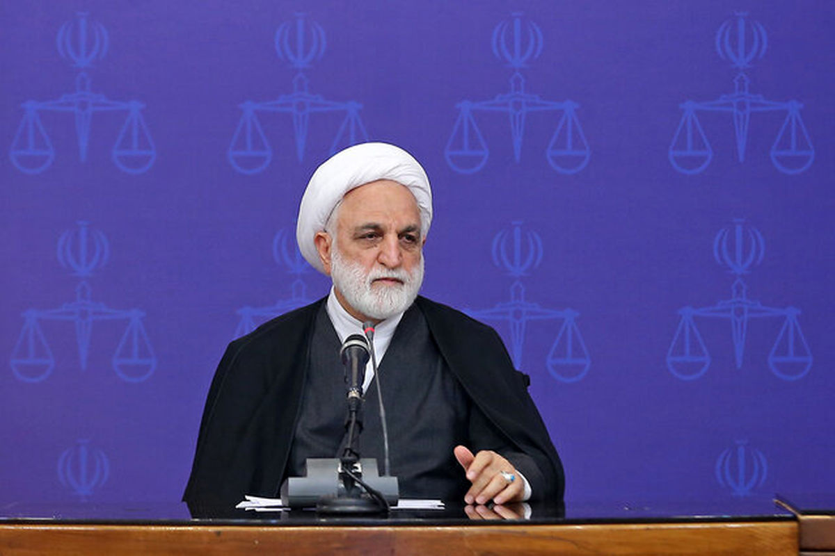 اژهای: ما مسئولان باید به حرفهایی که میزنیم عمل کنیم اژهای: ما مسئولان باید به حرفهایی که میزنیم عمل کنیم