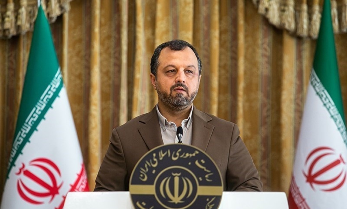 واکنش خاندوی به احتمال افزایش قیمت بنزین و نان در کشور واکنش خاندوی به احتمال افزایش قیمت بنزین و نان در کشور