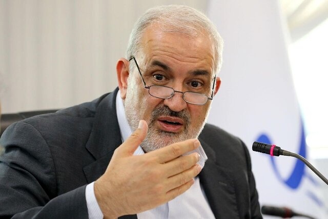 علیآبادی: تنها نگرانی برای واردات خودرو تامین ارز است علیآبادی: تنها نگرانی برای واردات خودرو تامین ارز است