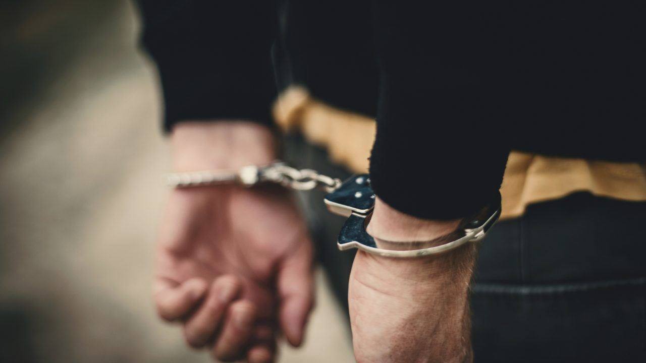 یک نفر دیگر در ارتباط با حادثه تروریستی شاهچراغ بازداشت شد یک نفر دیگر در ارتباط با حادثه تروریستی شاهچراغ بازداشت شد